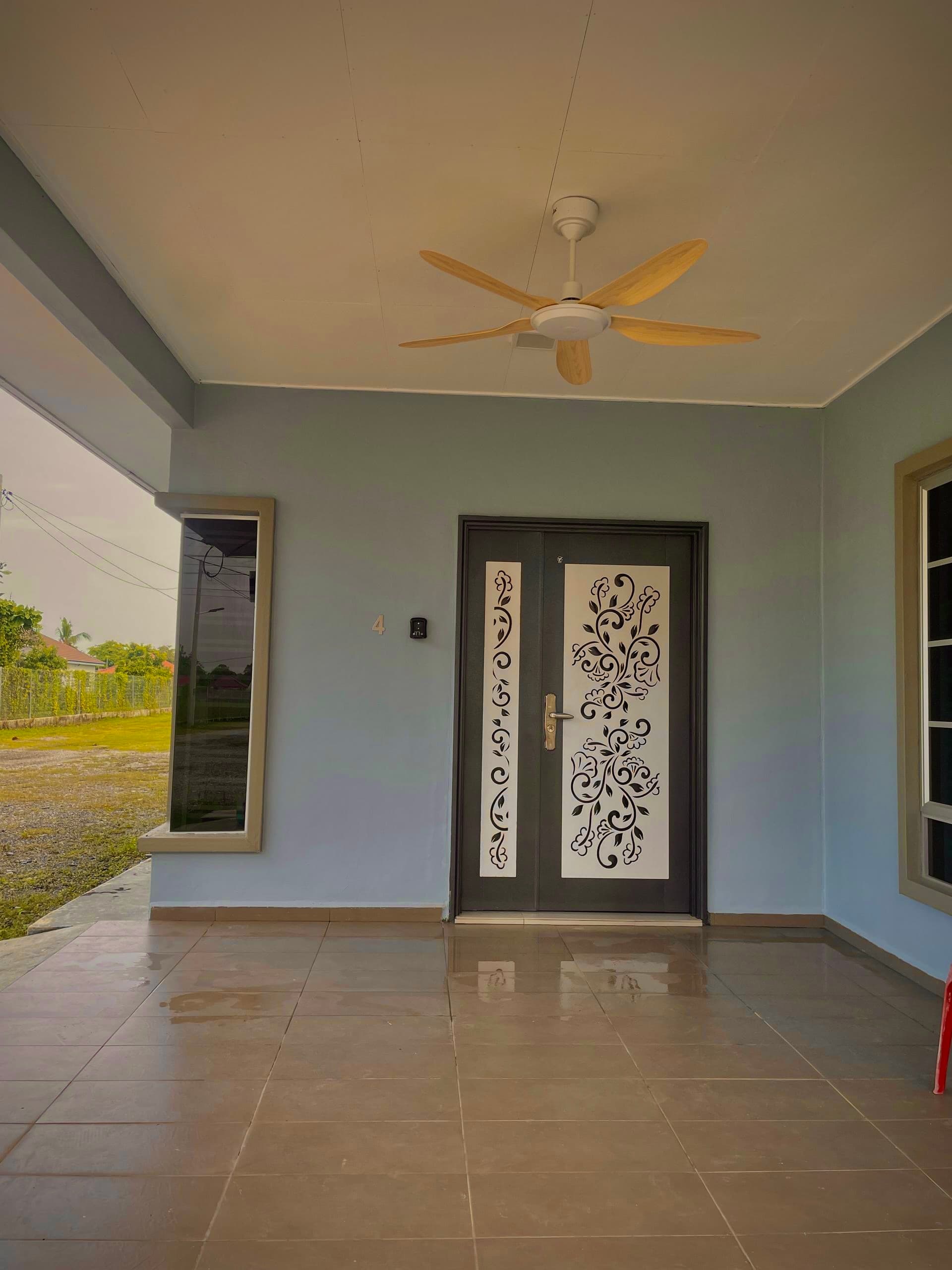 Homestay Umbai 4 — Front of Homestay Umbai 4